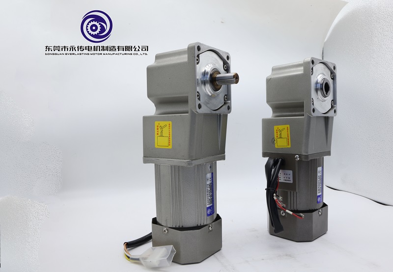 小型減速電機.jpg