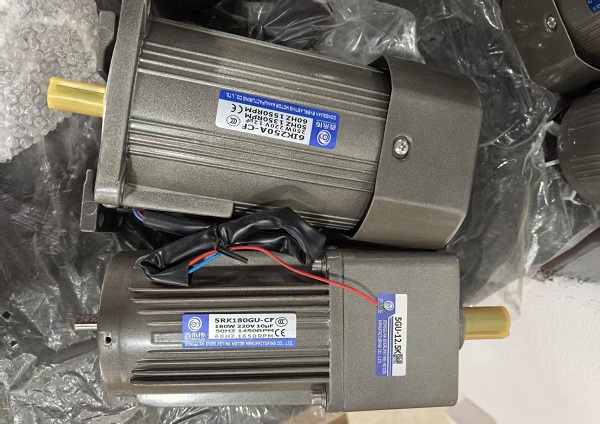 封箱機減速電機.jpg