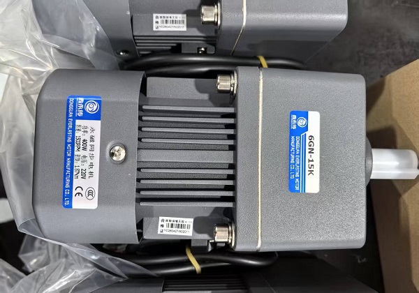 鋰電池極片分條機減速電機.jpg