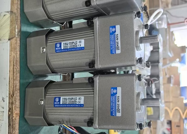 剝線機電機減速機,6IK300A-UF微型減速電機.jpg