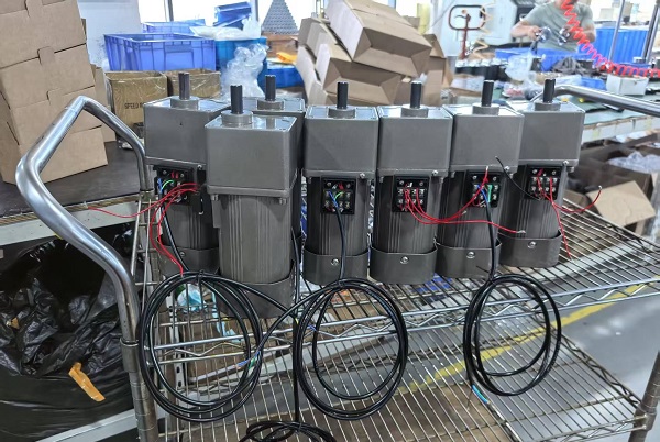 印刷裝訂機(jī)械電機(jī)減速機(jī),5IK180GU-AMF微型減速電機(jī).jpg