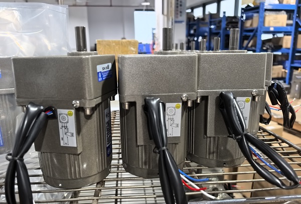 木珠打孔機電機減速機,5IK40RGN-UF微型減速電機.jpg