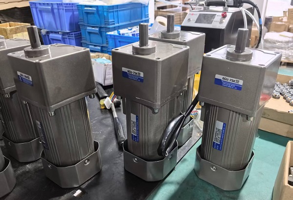 鏈子割殼機電機減速機,5IK60GN-CMF 60W小微型減速電機.jpg