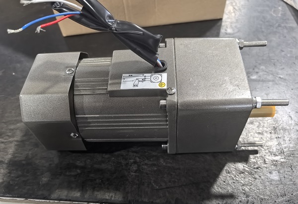 水果分選機電機減速機,6IK300GU-UMF 300W小微型減速電機.jpg