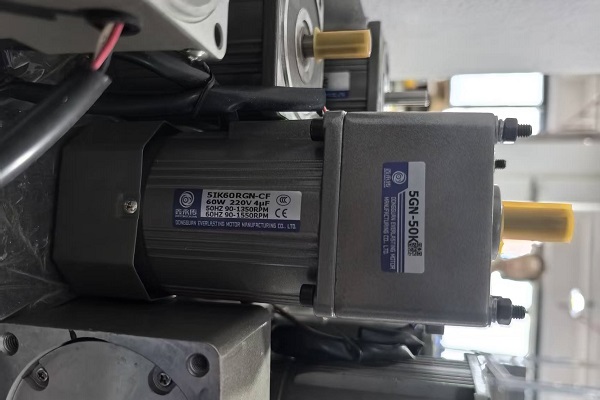 蓮子篩選機電機減速機,5IK90GN-UMF 90W小微型減速電機.jpg