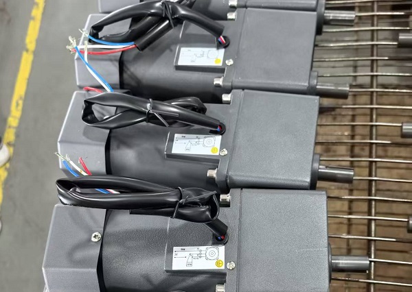 小型皮帶輸送機電機減速機,5IK90A-UM 90W微型減速電機.jpg