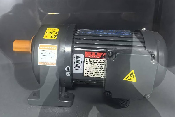 倒包機電機減速機,CH40-1.5KW-50SB 1500W減速電機.jpg